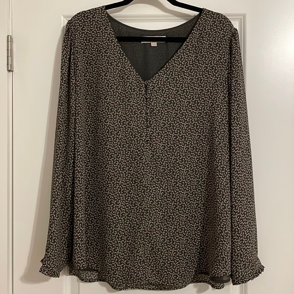 Floral pattern dressy blouse